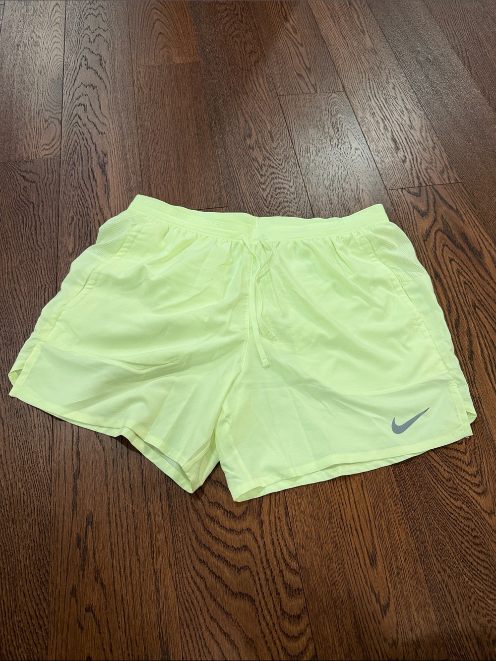 Nike running short
